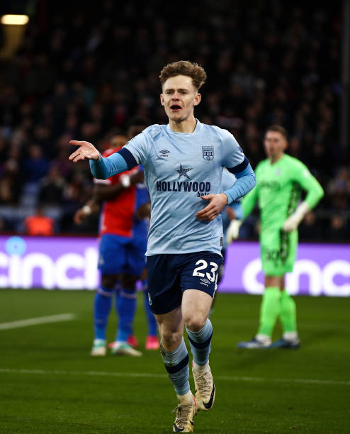 边路传中寻 边路传中寻